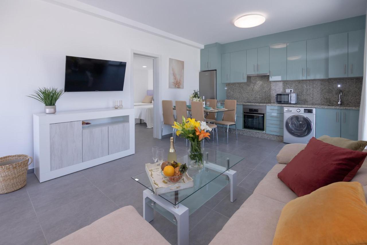 Apartment Holiday 5 Beachfront Corralejo By Holidays Home Bagian luar foto