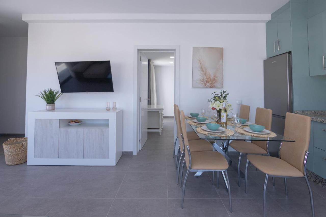 Apartment Holiday 5 Beachfront Corralejo By Holidays Home Bagian luar foto