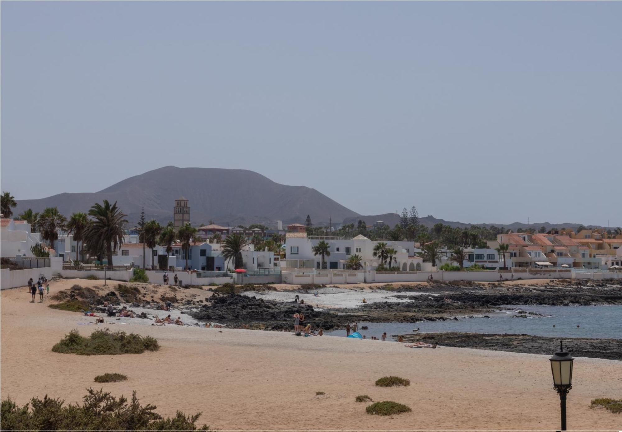 Apartment Holiday 5 Beachfront Corralejo By Holidays Home Bagian luar foto