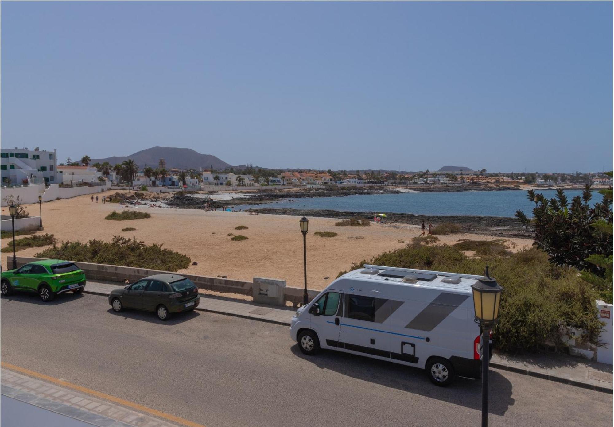 Apartment Holiday 5 Beachfront Corralejo By Holidays Home Bagian luar foto